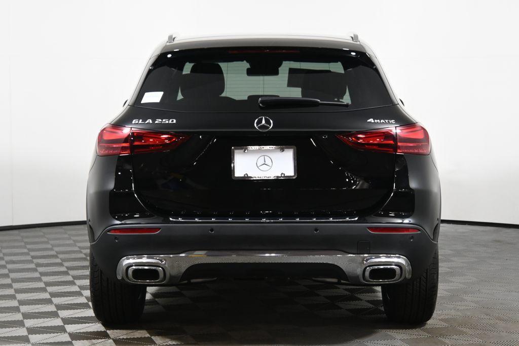 new 2025 Mercedes-Benz GLA 250 car, priced at $47,295