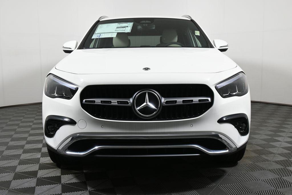 new 2025 Mercedes-Benz GLA 250 car, priced at $47,295