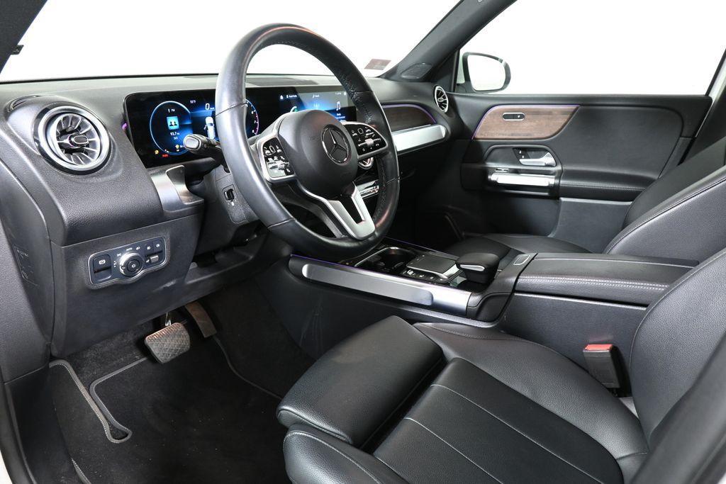 used 2022 Mercedes-Benz GLB 250 car, priced at $34,595