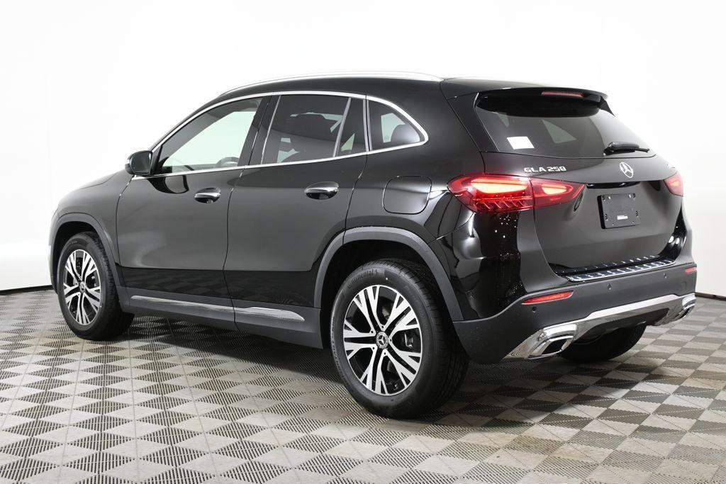 used 2025 Mercedes-Benz GLA 250 car, priced at $47,295