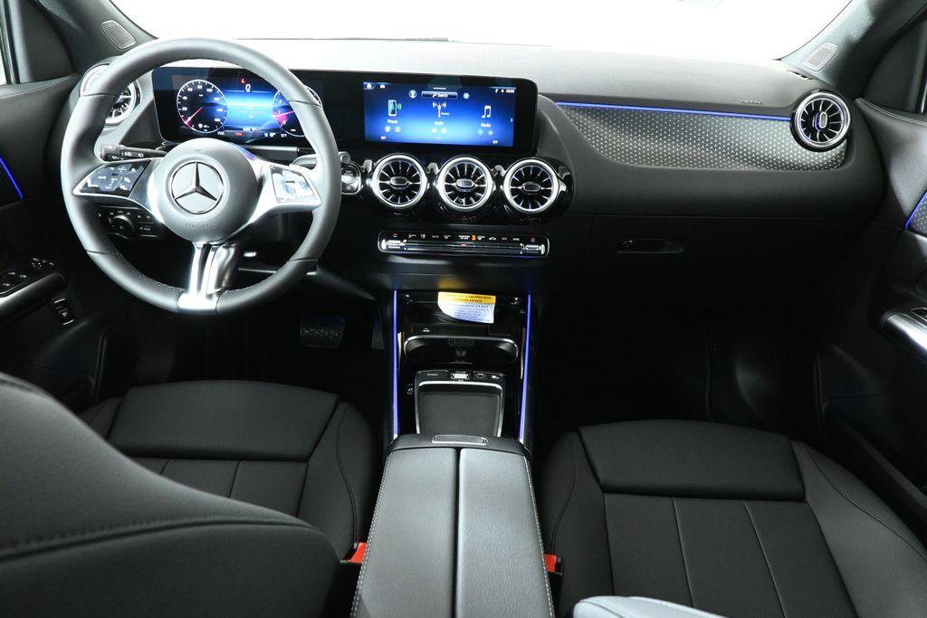 used 2025 Mercedes-Benz GLA 250 car, priced at $47,295