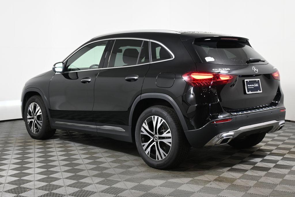 used 2025 Mercedes-Benz GLA 250 car, priced at $39,895