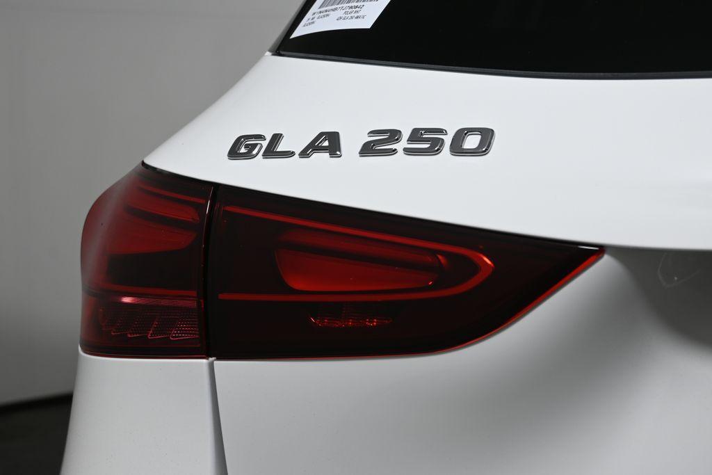 new 2026 Mercedes-Benz GLA 250 car, priced at $49,330