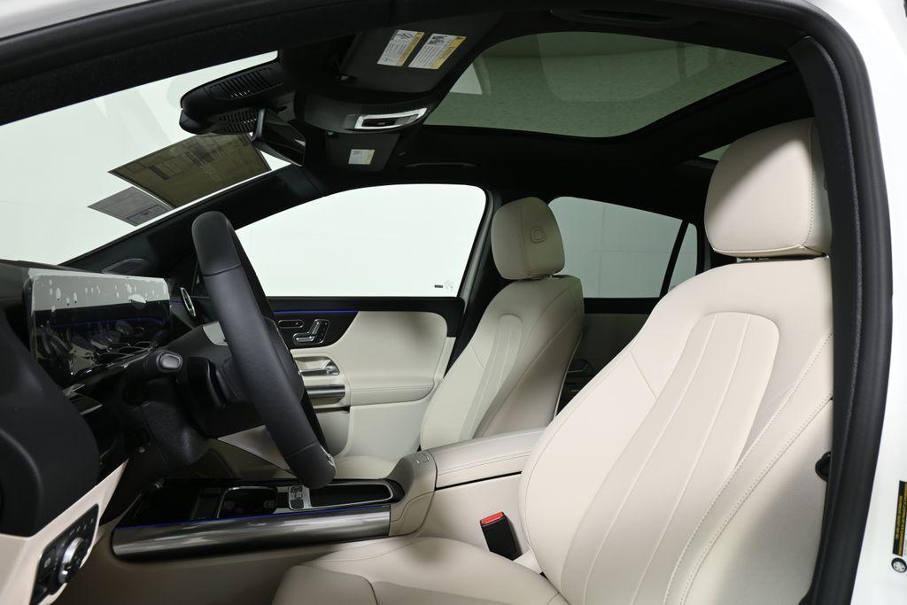 new 2026 Mercedes-Benz GLA 250 car, priced at $49,330