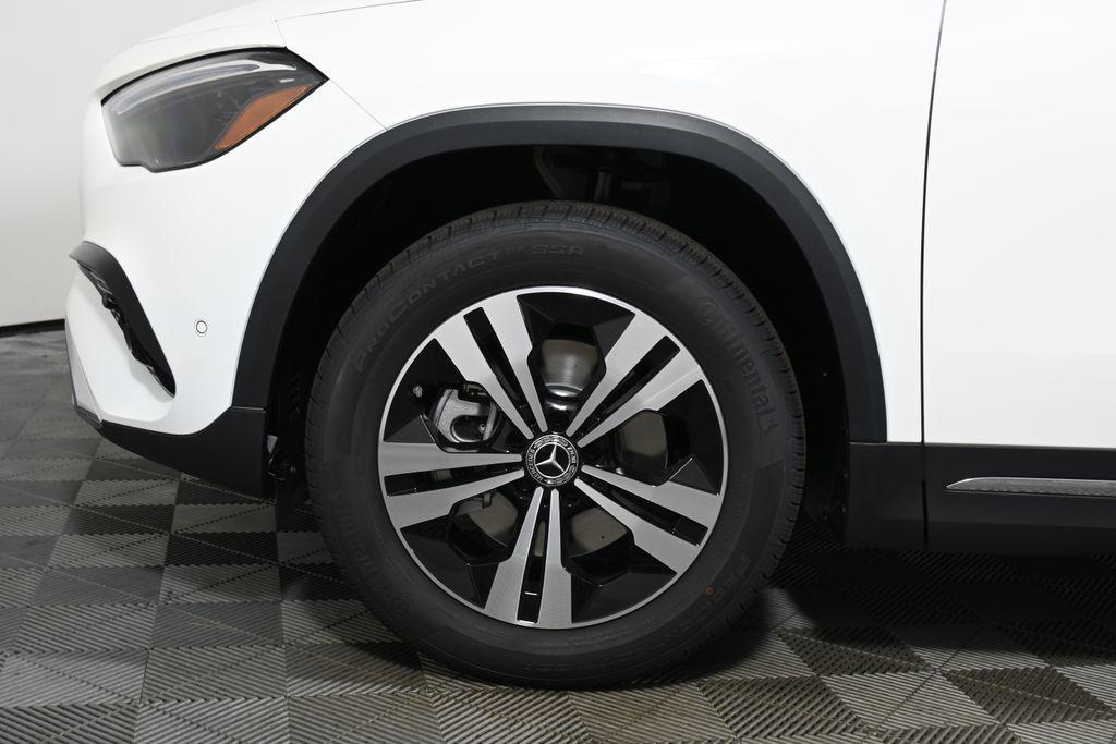 new 2026 Mercedes-Benz GLA 250 car, priced at $49,330
