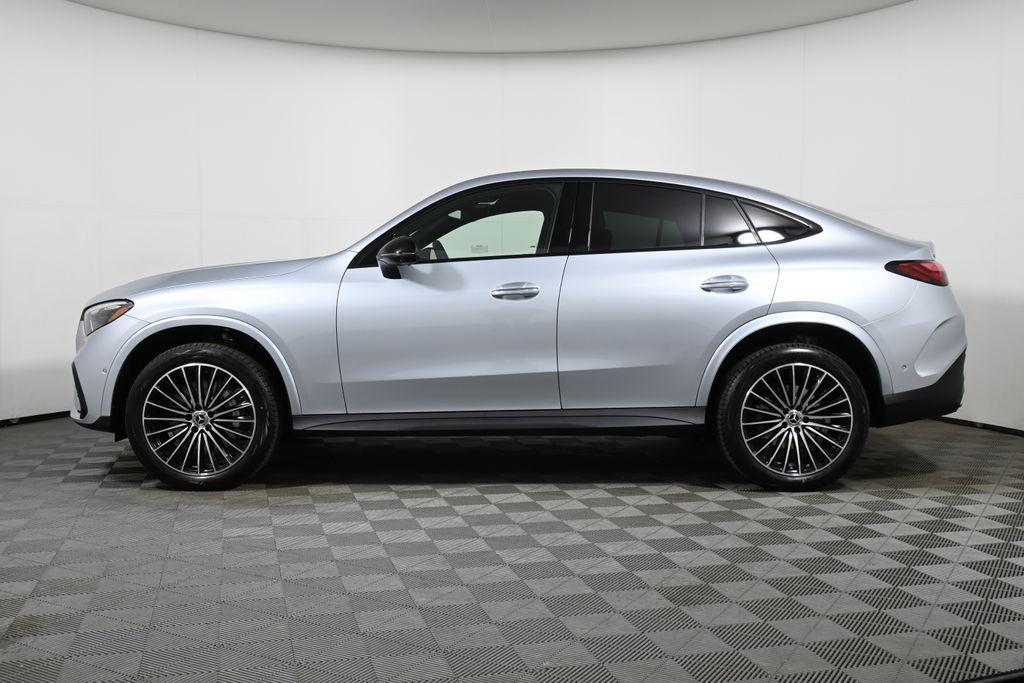 new 2025 Mercedes-Benz GLC 300 car, priced at $70,075