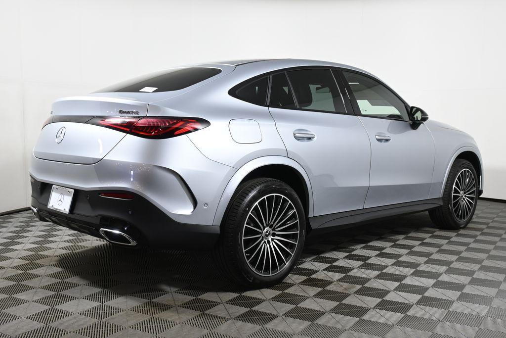 new 2025 Mercedes-Benz GLC 300 car, priced at $70,075