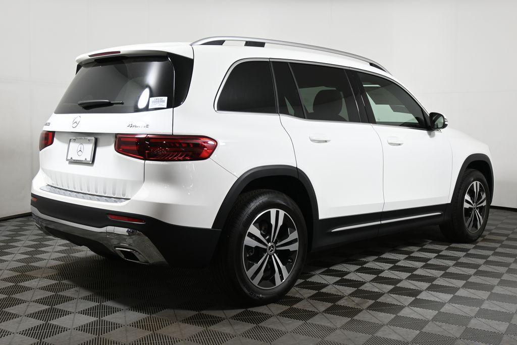 new 2025 Mercedes-Benz GLB 250 car, priced at $46,550