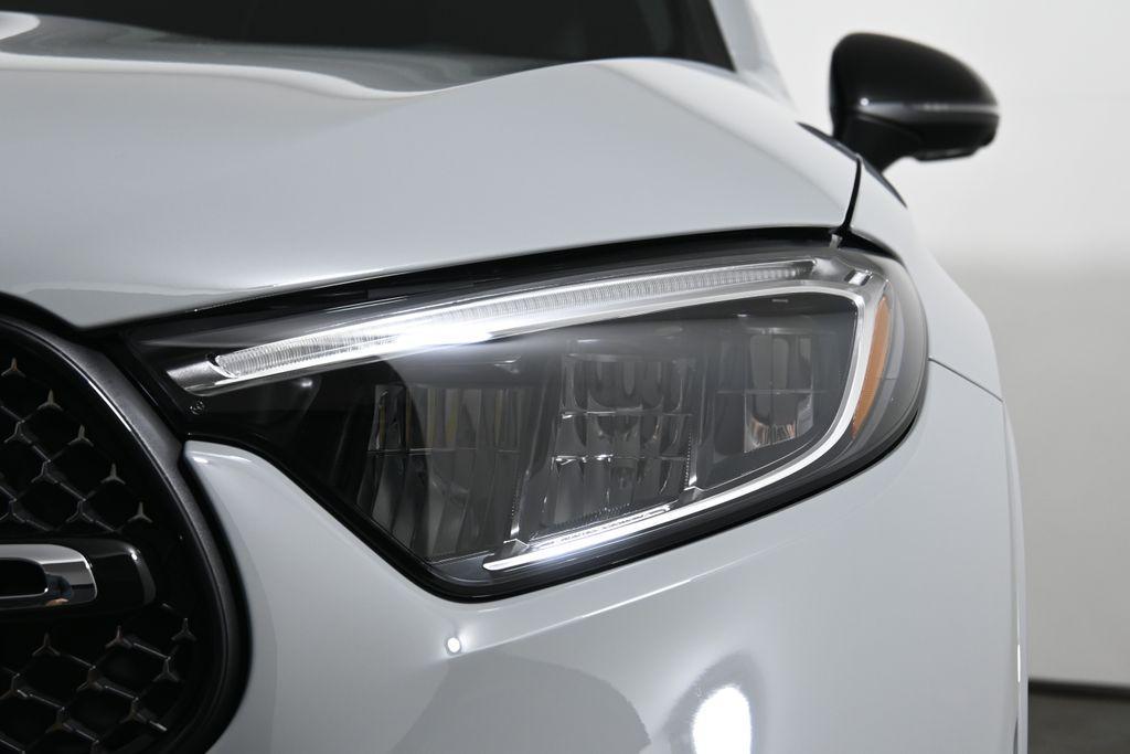 new 2025 Mercedes-Benz GLC 350e car, priced at $74,180