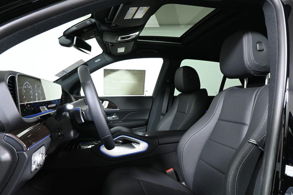 new 2025 Mercedes-Benz GLE 350 car, priced at $67,255