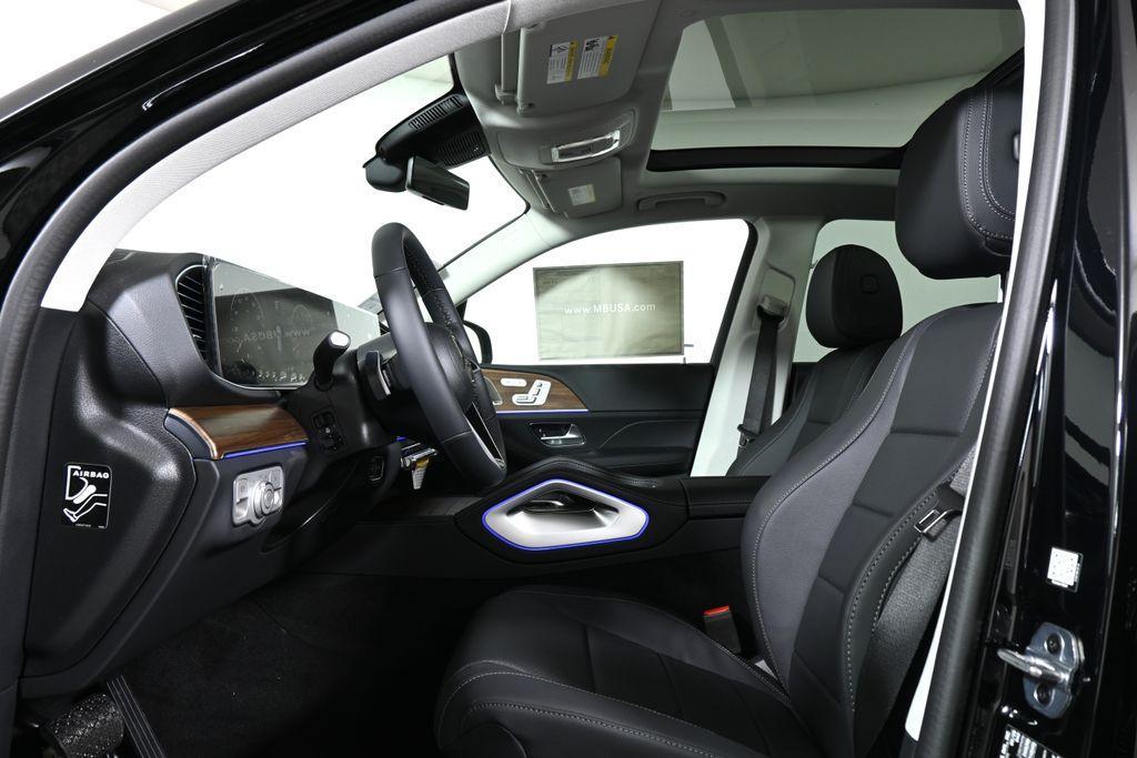 new 2026 Mercedes-Benz GLE 450 car, priced at $81,745