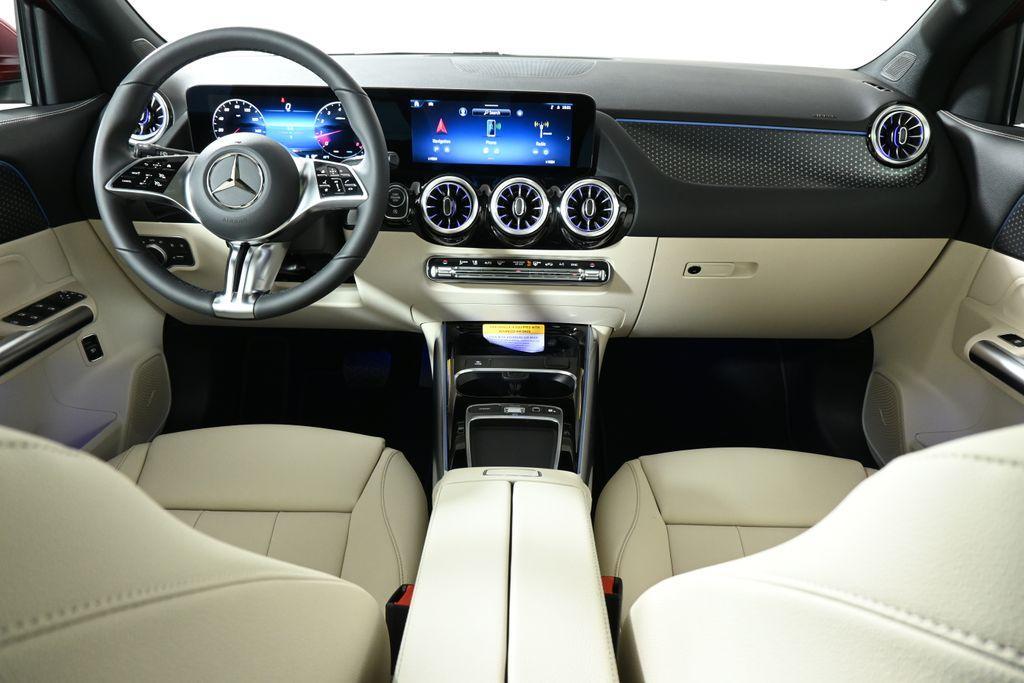 used 2025 Mercedes-Benz GLA 250 car, priced at $52,345
