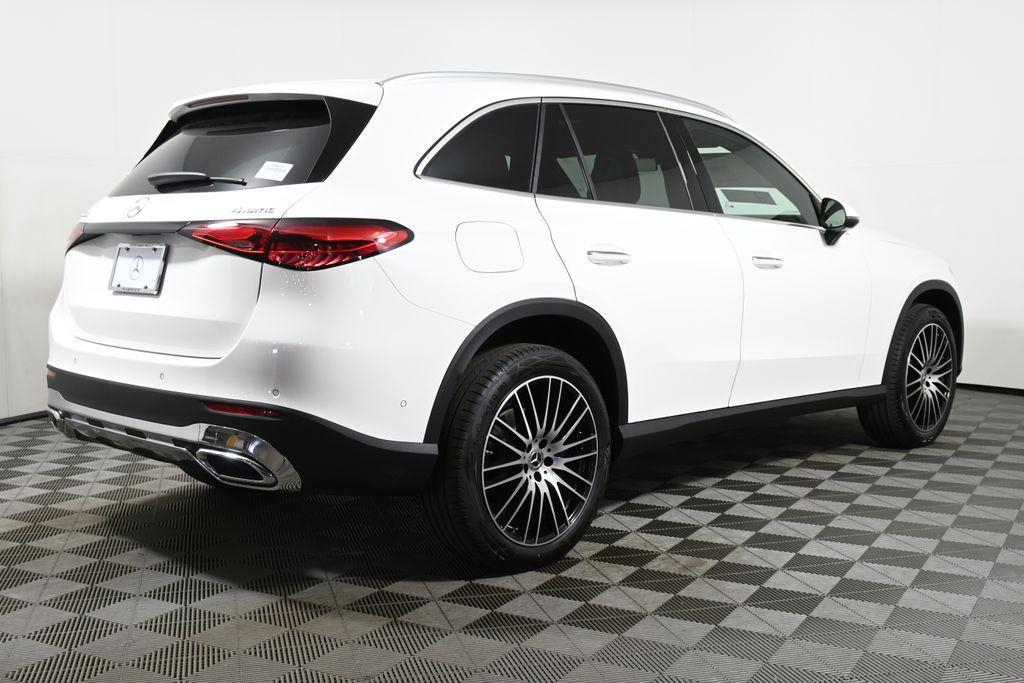 new 2025 Mercedes-Benz GLC 300 car, priced at $55,835