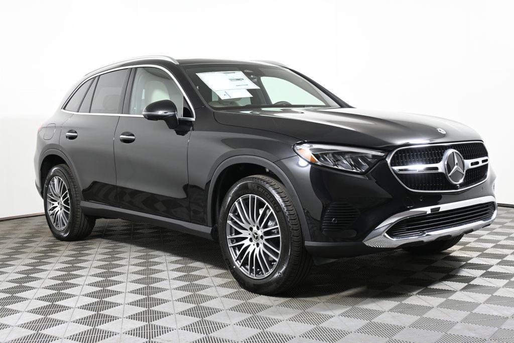new 2025 Mercedes-Benz GLC 300 car, priced at $58,045