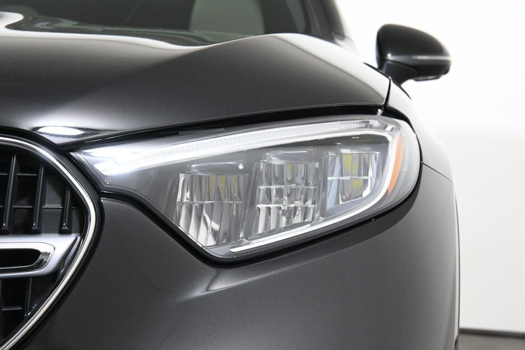 new 2025 Mercedes-Benz GLC 300 car, priced at $58,045