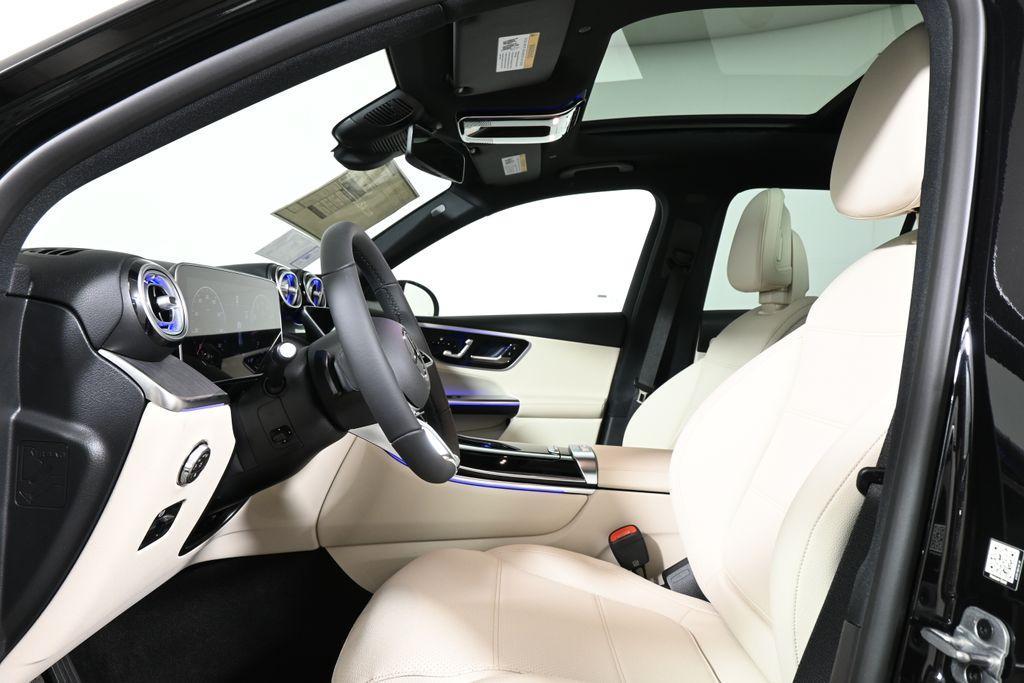 new 2025 Mercedes-Benz GLC 300 car, priced at $58,045