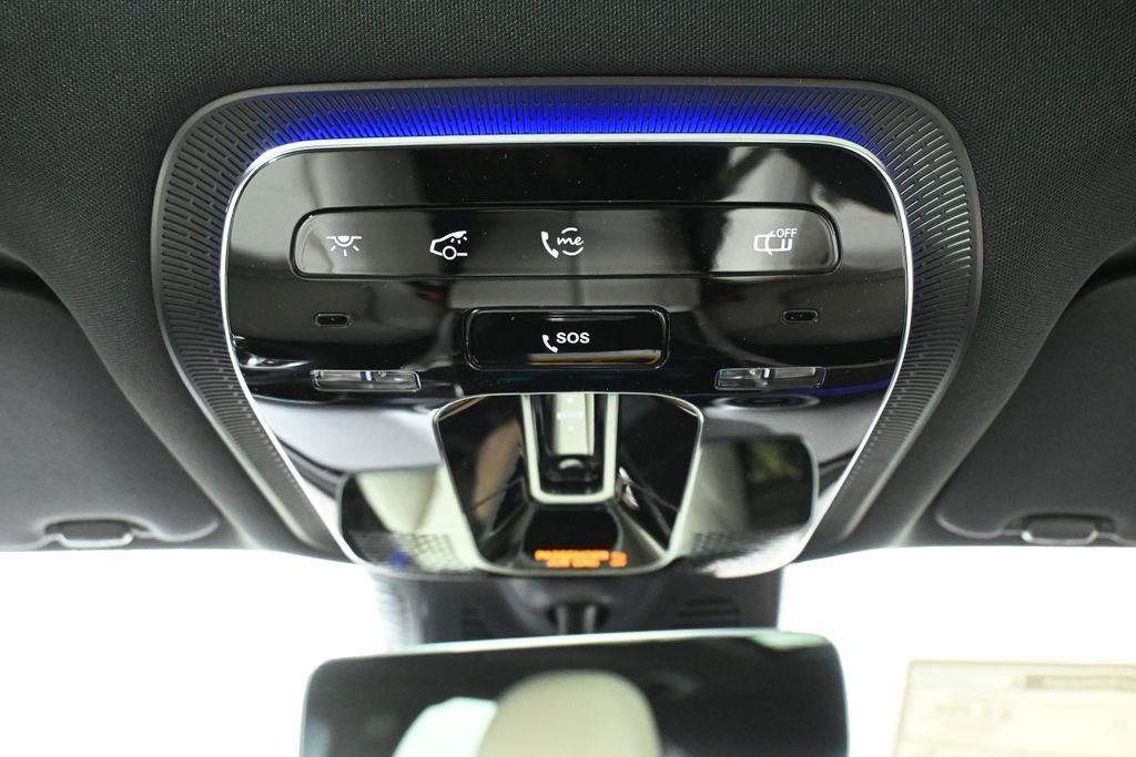 new 2025 Mercedes-Benz GLC 300 car, priced at $60,155