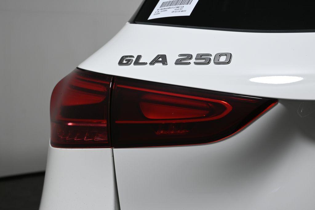 new 2026 Mercedes-Benz GLA 250 car, priced at $48,985