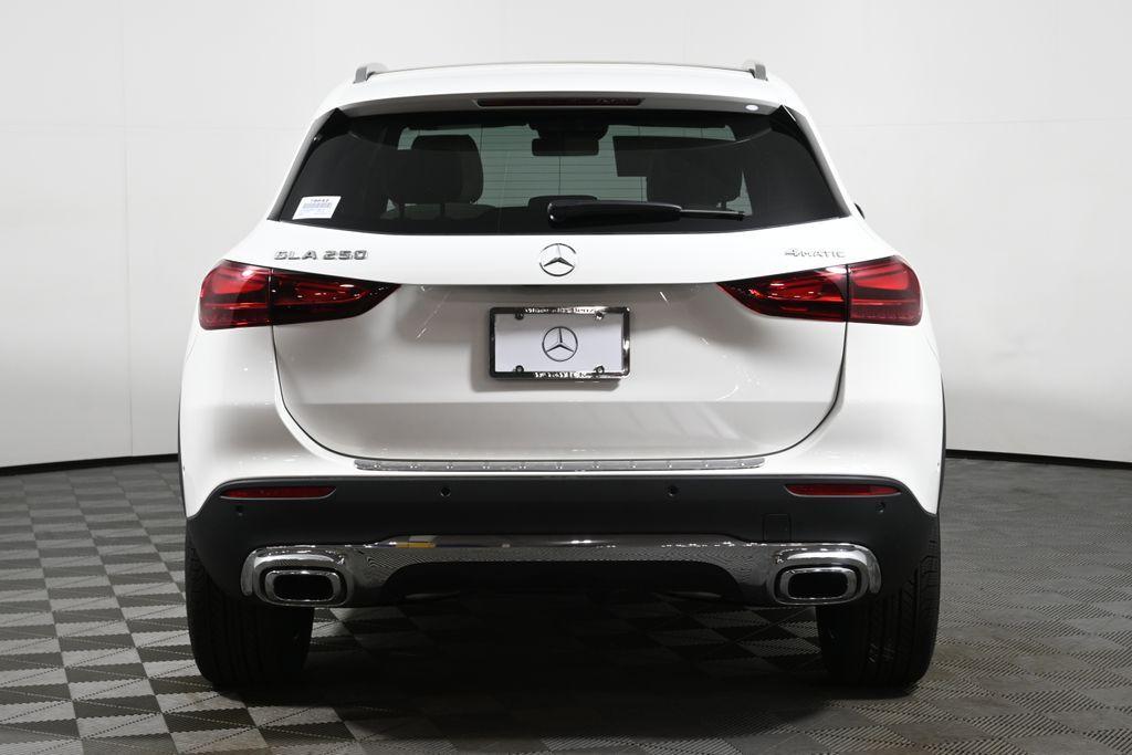 new 2026 Mercedes-Benz GLA 250 car, priced at $48,985