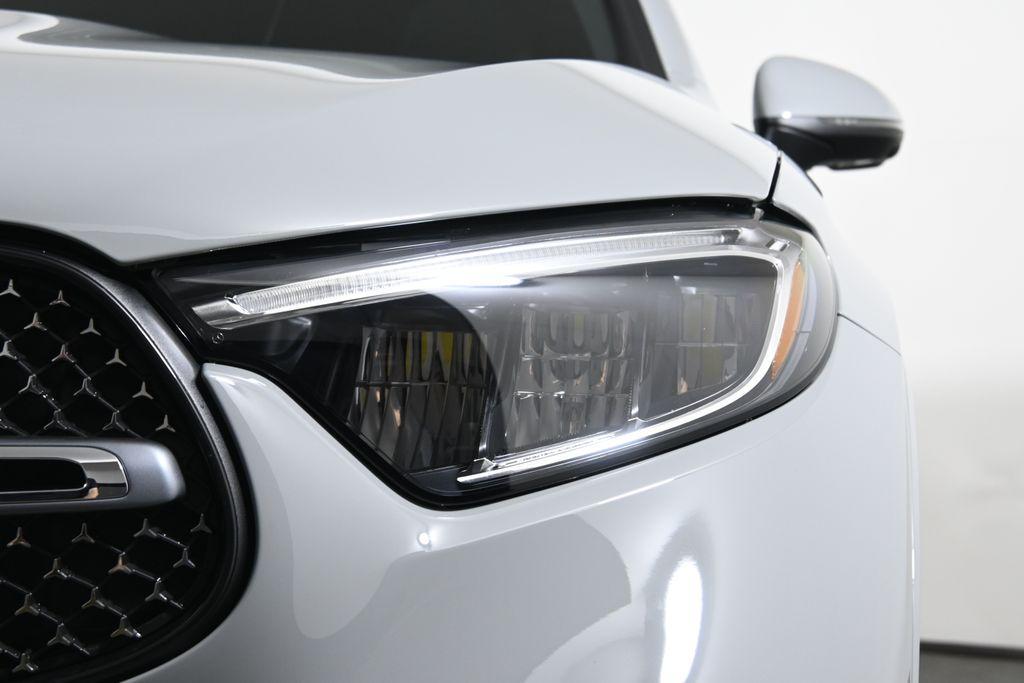 new 2026 Mercedes-Benz GLC 300 car, priced at $70,005
