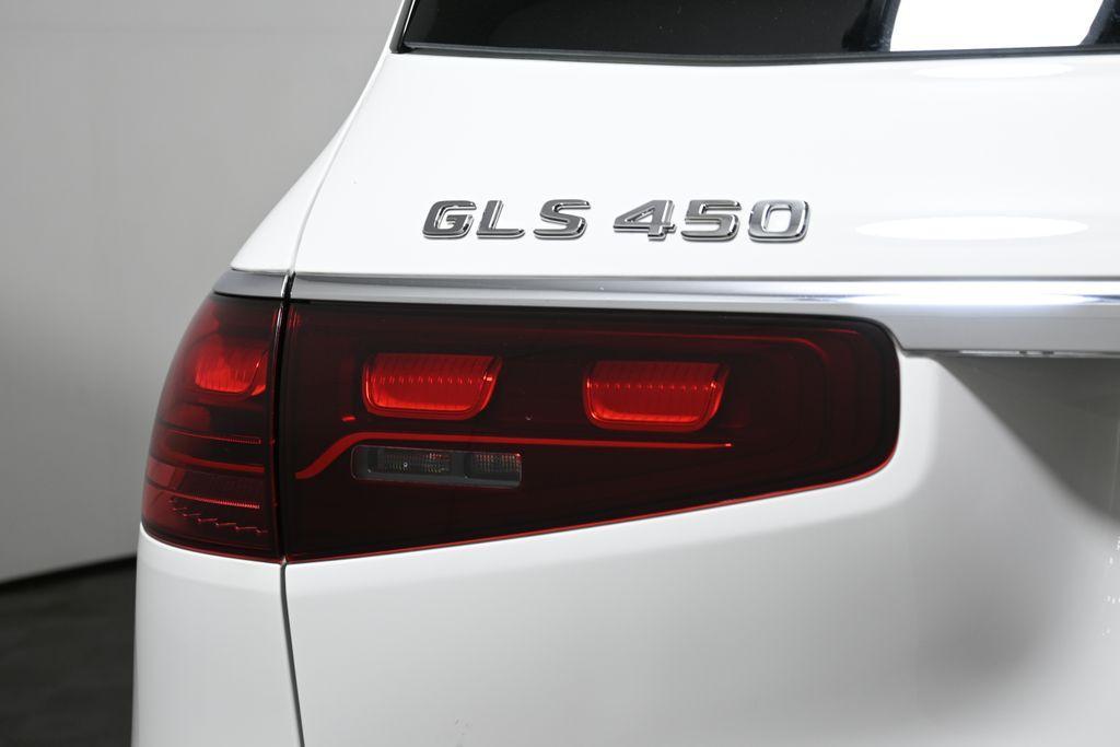 new 2025 Mercedes-Benz GLS 450 car, priced at $97,430