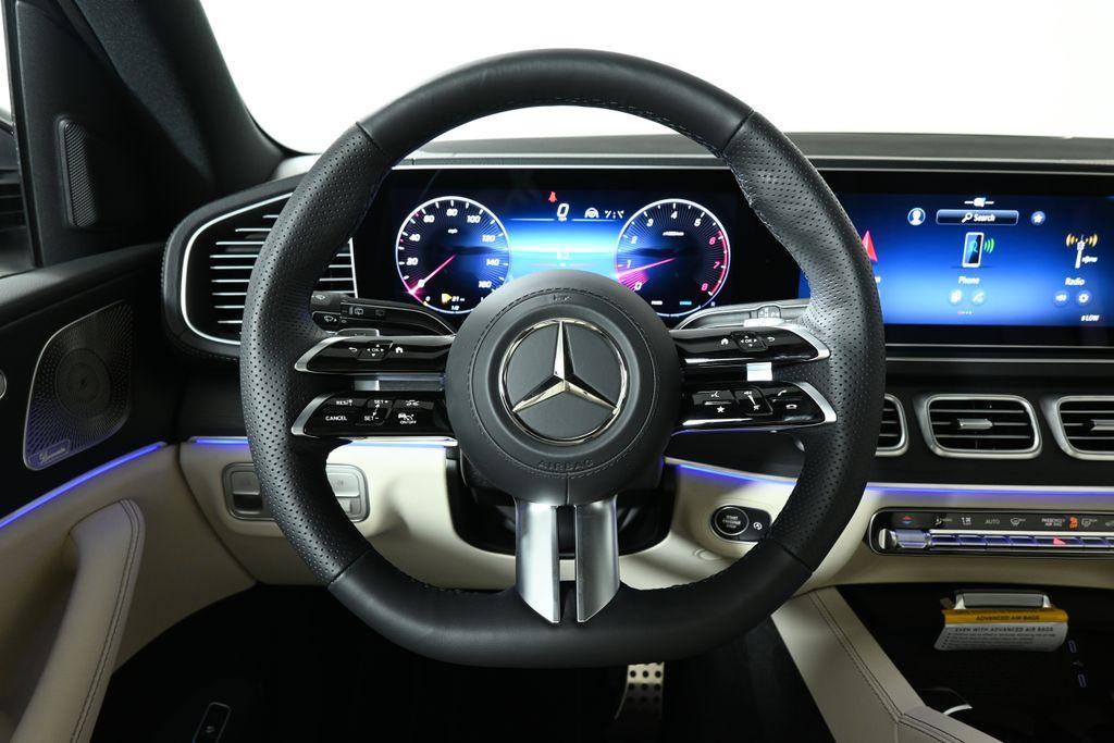 new 2025 Mercedes-Benz GLS 450 car, priced at $97,430