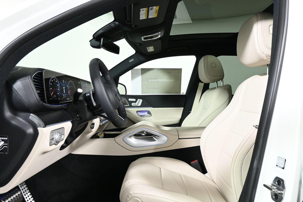 new 2025 Mercedes-Benz GLS 450 car, priced at $97,430
