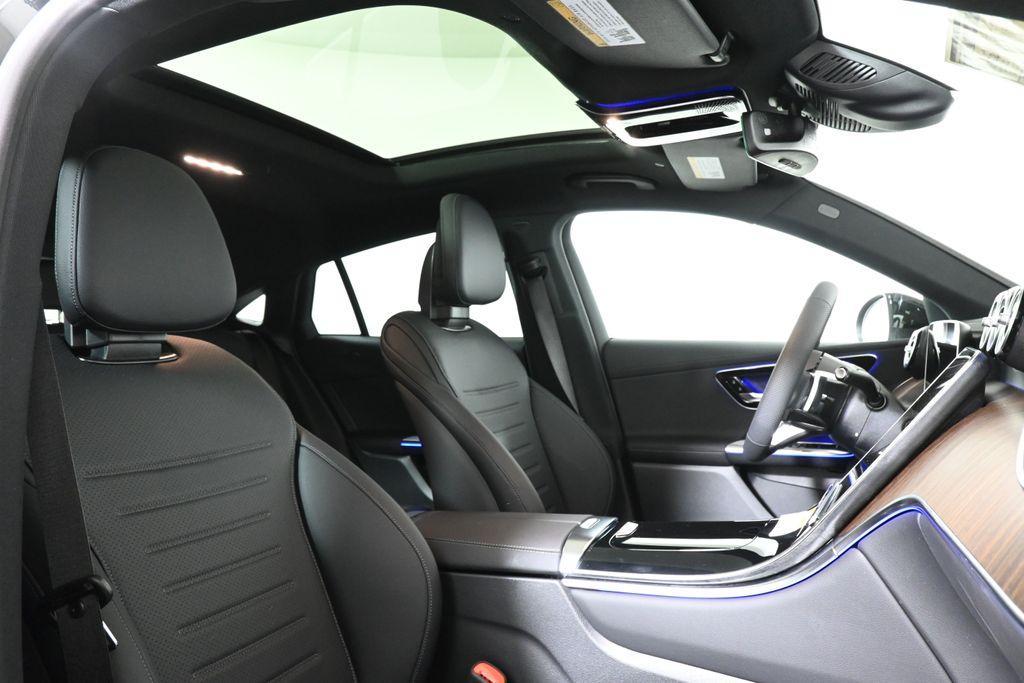 new 2025 Mercedes-Benz GLC 300 car, priced at $64,335