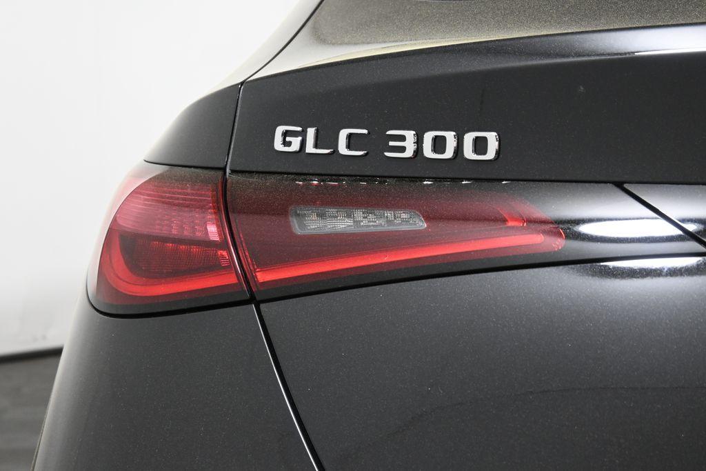 new 2025 Mercedes-Benz GLC 300 car, priced at $64,335