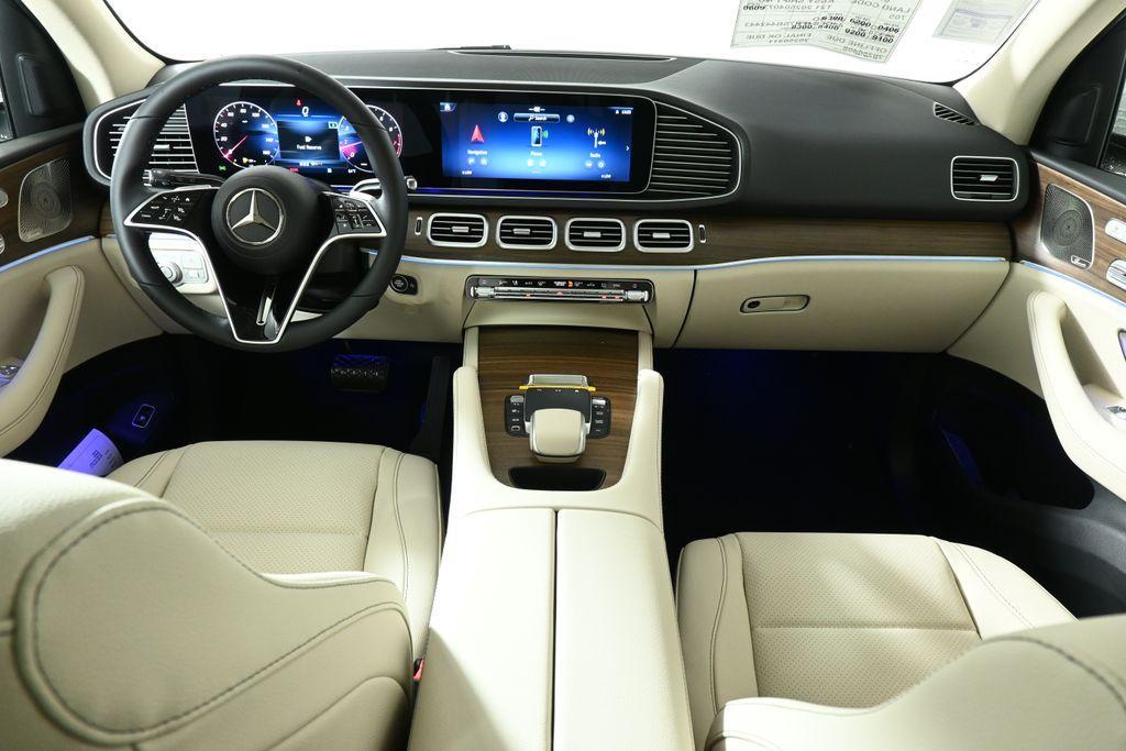 new 2025 Mercedes-Benz GLE 350 car, priced at $74,870