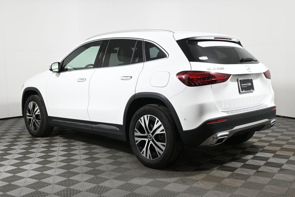 used 2025 Mercedes-Benz GLA 250 car, priced at $41,495