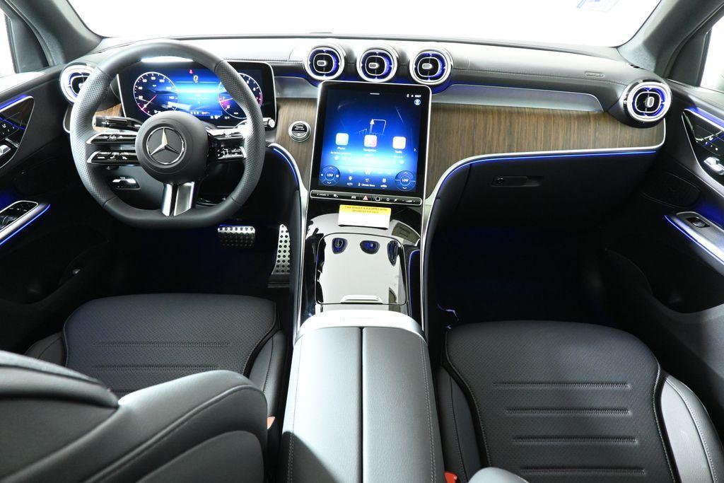 new 2025 Mercedes-Benz GLC 300 car, priced at $64,235