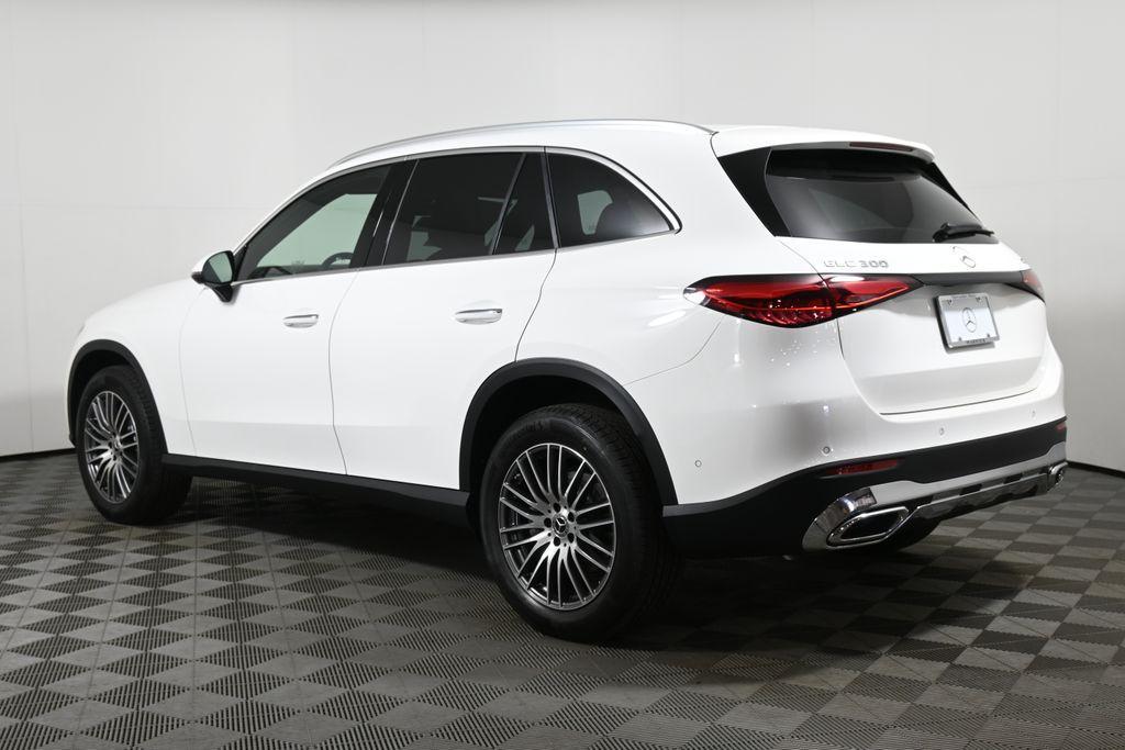 new 2025 Mercedes-Benz GLC 300 car, priced at $54,750