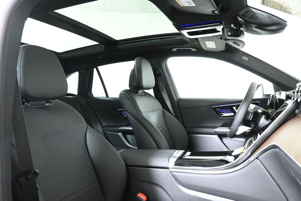 new 2025 Mercedes-Benz GLC 300 car, priced at $54,750