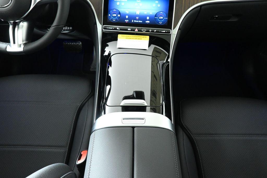 new 2025 Mercedes-Benz GLC 300 car, priced at $54,750