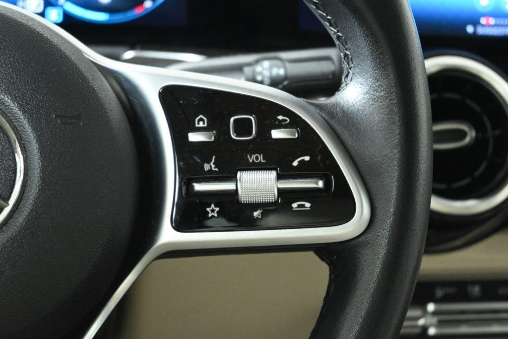 used 2020 Mercedes-Benz GLB 250 car, priced at $25,595