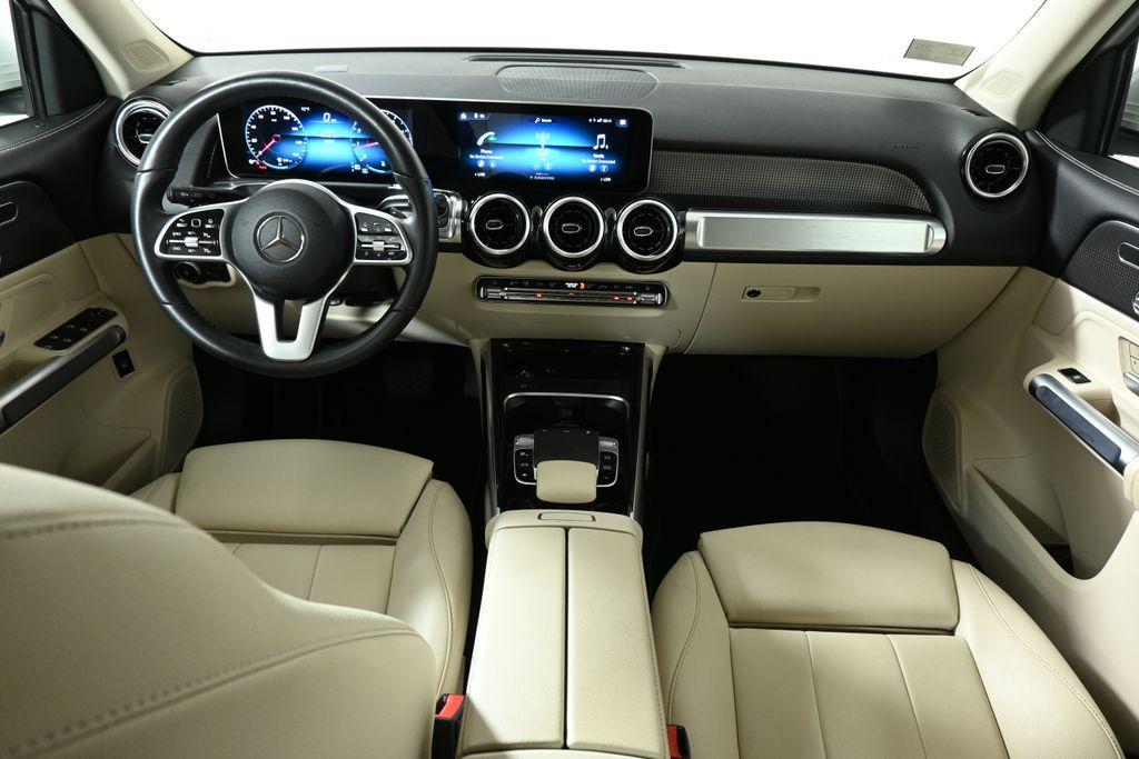 used 2020 Mercedes-Benz GLB 250 car, priced at $25,595