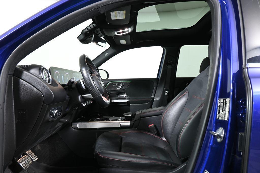 used 2021 Mercedes-Benz GLB 250 car, priced at $26,595