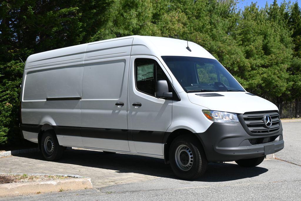new 2025 Mercedes-Benz Sprinter 2500 car, priced at $65,257