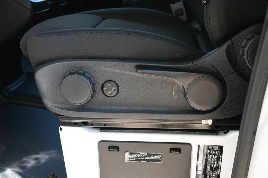 new 2025 Mercedes-Benz Sprinter 2500 car, priced at $65,257