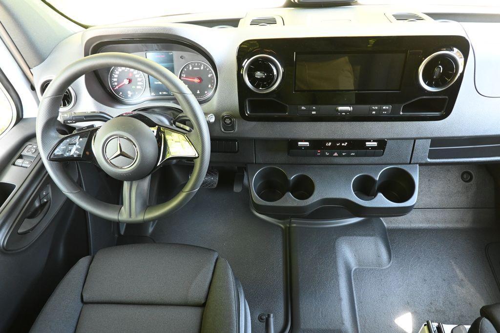 new 2025 Mercedes-Benz Sprinter 2500 car, priced at $65,257
