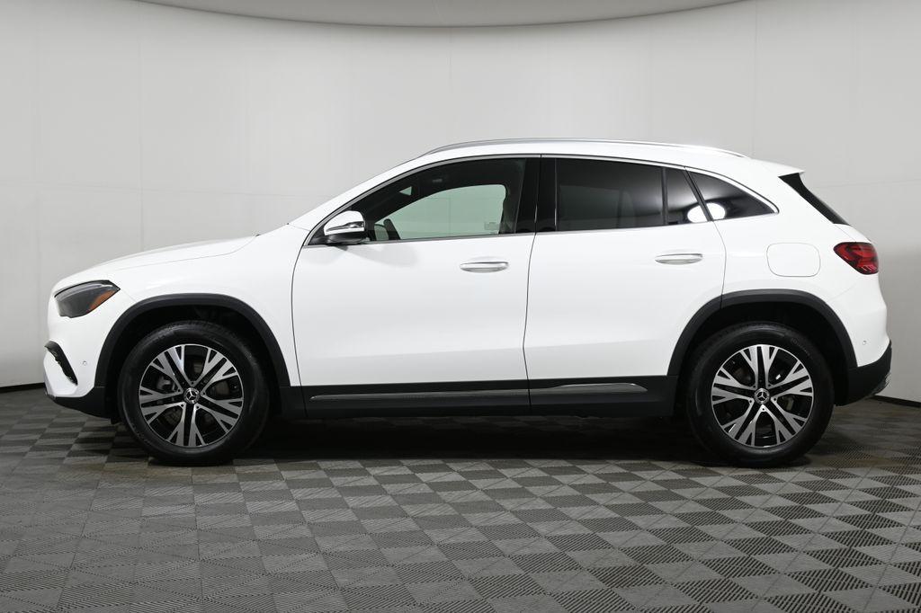 new 2025 Mercedes-Benz GLA 250 car, priced at $48,495
