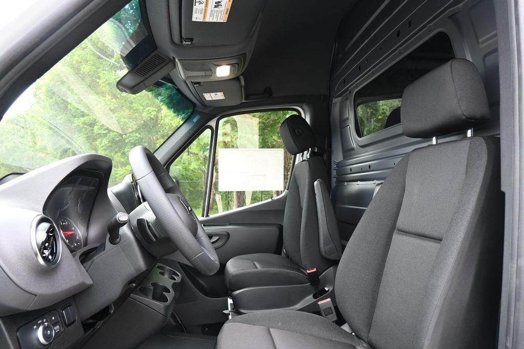 new 2025 Mercedes-Benz Sprinter 2500 car, priced at $64,433