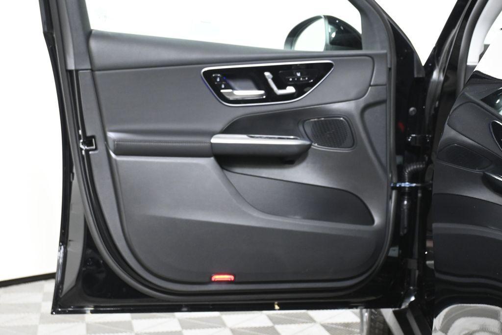 new 2025 Mercedes-Benz GLC 350e car, priced at $64,500