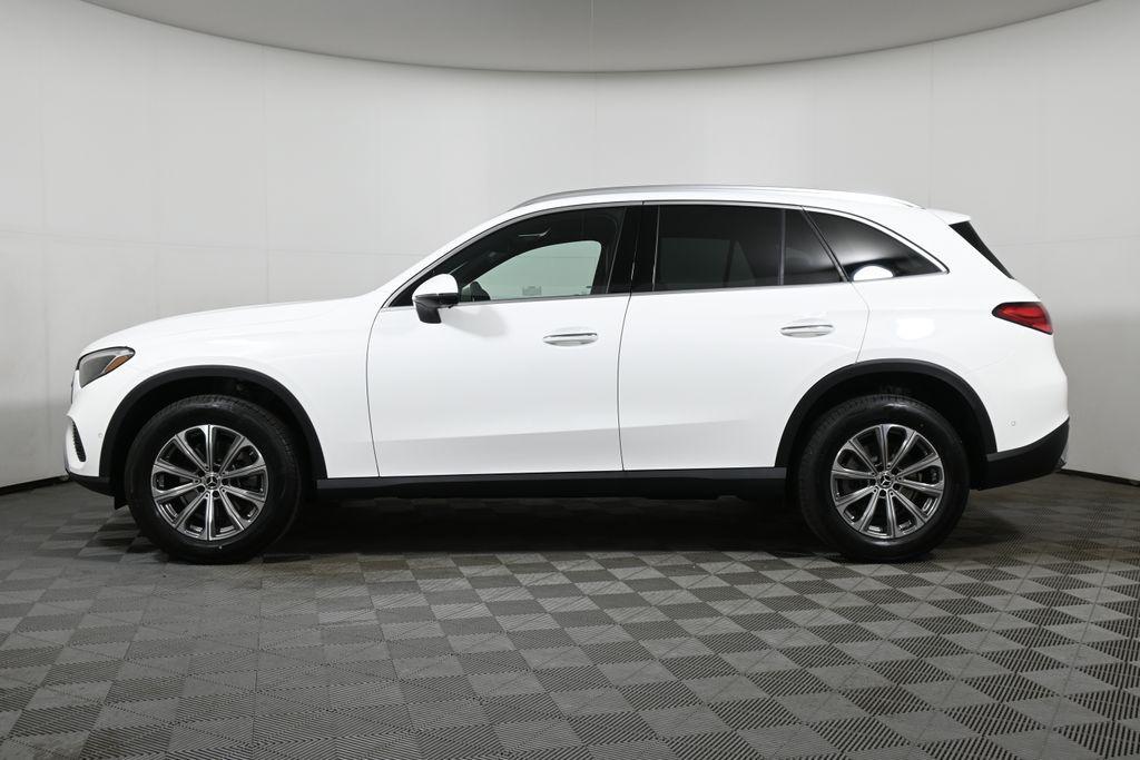 new 2025 Mercedes-Benz GLC 300 car, priced at $56,385