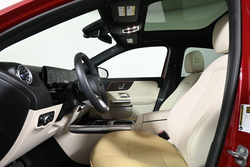 used 2025 Mercedes-Benz GLA 250 car