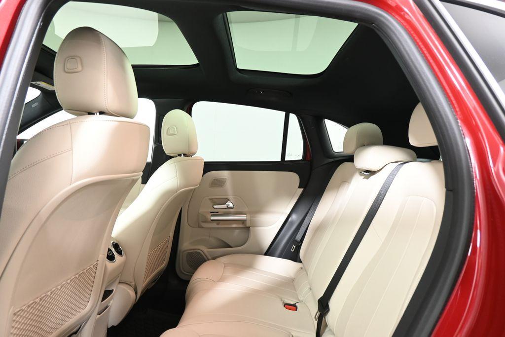 used 2025 Mercedes-Benz GLA 250 car