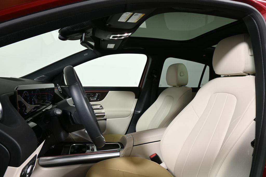 used 2025 Mercedes-Benz GLA 250 car