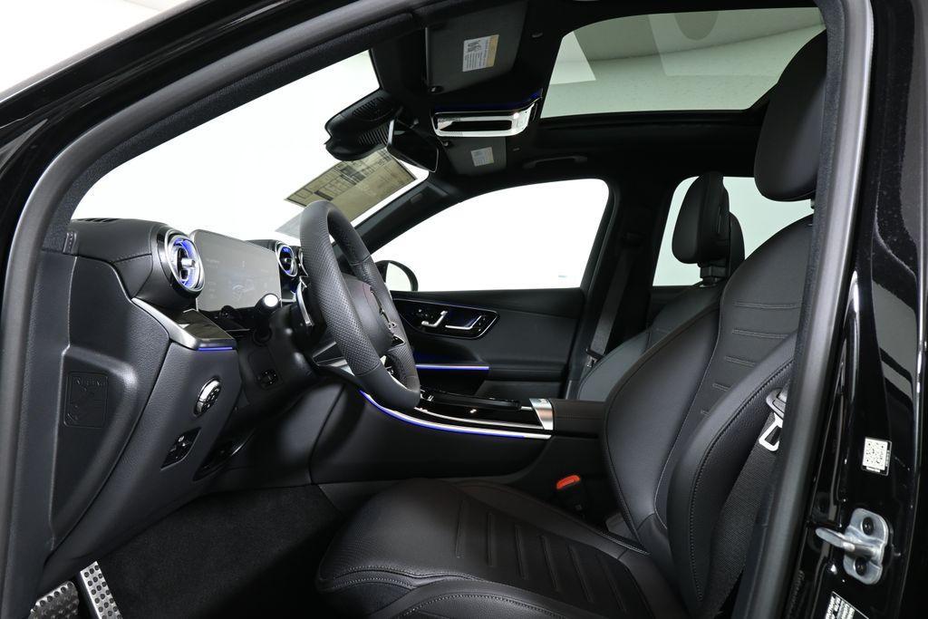 new 2025 Mercedes-Benz GLC 300 car, priced at $60,550