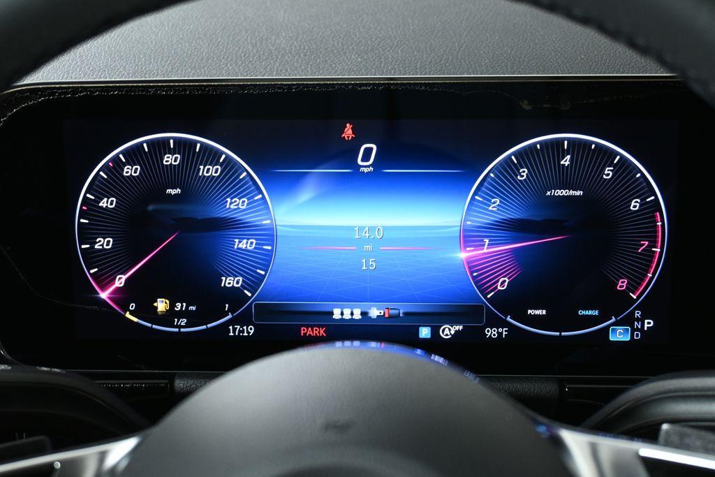 new 2025 Mercedes-Benz GLA 250 car, priced at $47,295